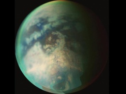 Ученые выяснили возникновение морей и озер на Титане
