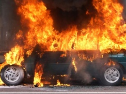 В Волгограде мужчина угнал и сжег автомобиль приятеля