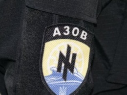 В Запорожской области люди с шевронами "Азова" подрезали мужчину