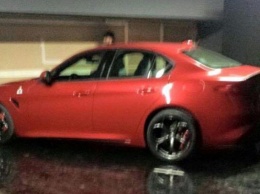 Шпионы засекли заряженную модификацию Alfa Romeo Giulia (ФОТО)