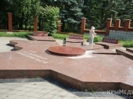 Власти Симферополя пообещали привести в порядок мемориал памяти жертв депортации (ФОТО)