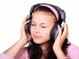 Ученые: Музыка может помочь в лечении рака