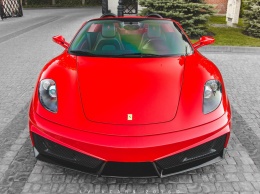 Во Львове засветилась роскошная Ferrari F430 Spider Super Veloce