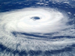 В Японии из-за приближающегося тайфуна «Лайонрок» было отменено около 100 авиарейсов