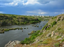 Удивительные пейзажи криворожских скал МОПРа