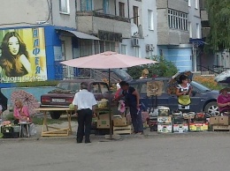 Павлоград объявляет свободу продавцам овощей и фруктов
