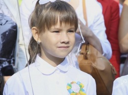 Одесские школьники в Черноморском лицее с улыбками встретили 1 сентября (видео)