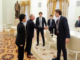 Кремль изымает загадочные снимки «Путина-удмурта» (фото)