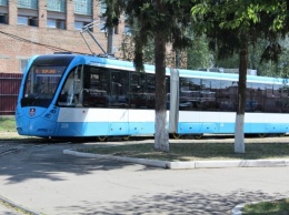 В Виннице презентовали рекордно длинный трамвай