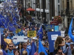 В Британии прошли многотысячные акции против Brexit