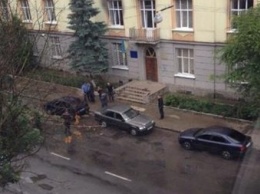 Во Львове взорвалось авто с милиционером