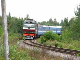 В Пермском крае мощный ураган остановил поезд