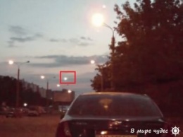 В Харькове засняли полет НЛО (ВИДЕО)