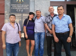 Работники «АрселорМиттал Кривой Рог» судятся с предприятием за 1 миллион гривен