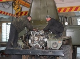 «Херсонкоммунтранссервис» отремонтировал бронетранспортер и несколько грузовиков для военных