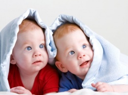 Ученые: Появление на свет близнецов безопасно на 37-й неделе