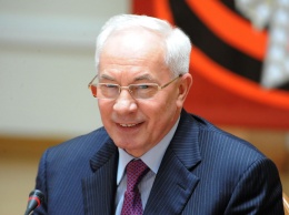 Киевский суд вернул Азарову пенсию (фото)