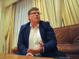 Азаровская пенсия: Розенко дал совет Подольскому суду
