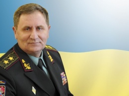 Генерал ВСУ имеет три дома, хотя по декларации "бомж" - СМИ