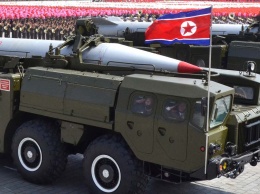 Намек Киму: авианосец США отработает удары по Пхеньяну