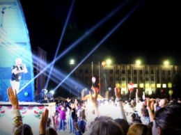 День города в Славянске закончился грандиозным концертом