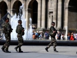 Во Франции разоблачили женский "спецназ" ИГИЛ, планировавший теракт в Соборе Парижской Богоматери
