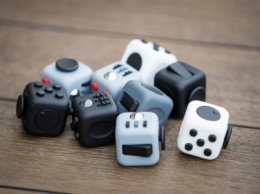 Антистрессовый кубик Fidget Cube собрал 3 миллиона долларов на Kickstarter