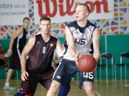 Криворожские баскетболисты обыграли столичных "строителей"
