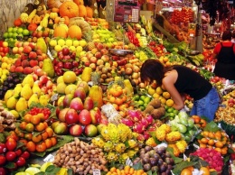 Опубликован перечень попавших под санкции России продуктов питания