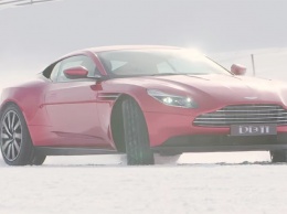 Загляденье: снежный дрифт Aston Martin DB11 под красивую музыку