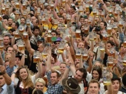 Около 200 туристов из Германии планируют приехать в Ялту на пивной фестиваль Октоберфест