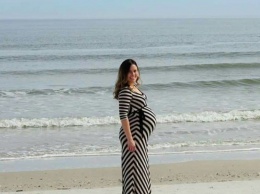 Он сделал фото беременной жены на 9 месяце. Посмотри, что они увидели на снимке
