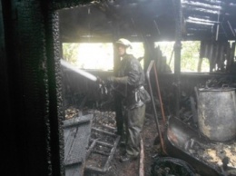 На Сумщине пожарные ликвидировали возгорание хозяйственной постройки (ФОТО)