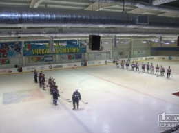 «Кривбасс» и «Белый Барс» встретятся в хоккейном поединке