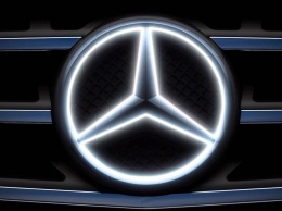 Новая модель Mercedes E-Class Cabriolet попала в объективы фотошпионов