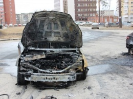На юго-востоке Москвы сгорел Cadillac