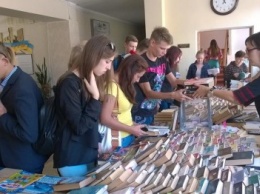 В Бердянском педуниверситете прошла 16-я благотворительная ярмарка