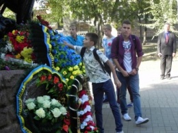 Бердянск почтил память погибших за его освобождение