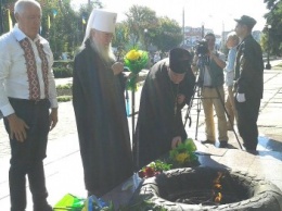 На торжественное открытие праздника в Павлоград приехал митрополит Ириней