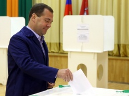Дмитрий Медведев отдал свой голос на выборах в Госдуму