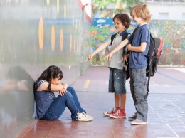 10 молчаливых признаков того, что над вашим ребенком издеваются в школе