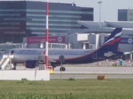 В варшавском аэропорту столкнулись два самолета