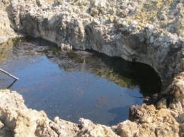 На Сумщине произошла утечка нефтепродуктов и загрязнение земель и водоема (ФОТО)