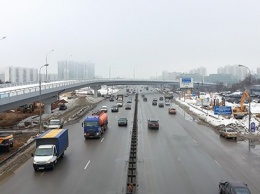 Движение в Москву по Минскому шоссе затруднено из-за провала грунта