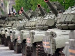Колонна российских танков была замечена в Донецке (ВИДЕО)