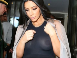Беременная Ким Кардашьян показалась в Лондоне без нижнего белья