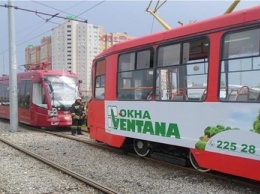 Казань: столкнулись трамваи, есть пострадавшие