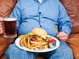 Ученые доказали, что переедание может привести к развитию сердечно-сосудистых заболеваний