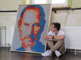 Украинский студент собрал портрет Стива Джобса из 432 кубиков Рубика [фото]