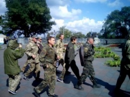 В центре Одессы новые столкновения: Попытка установить палатку закончилась дракой (ФОТО, ВИДЕО)